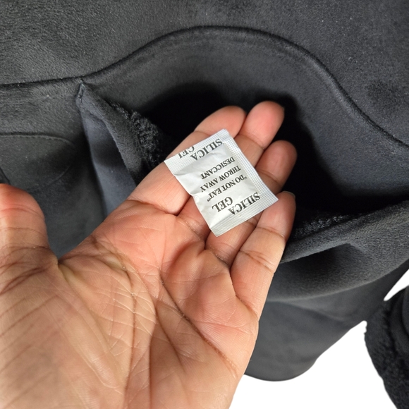 Laruen Ralph Lauren Faux Shearling Toggle Buttoned Black Coat - Picture 10 of 16